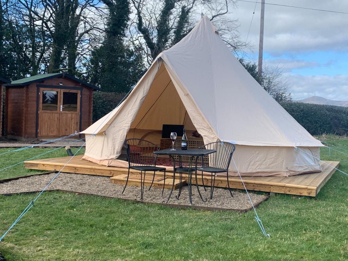 Roslin Glamping Hotel ภายนอก รูปภาพ