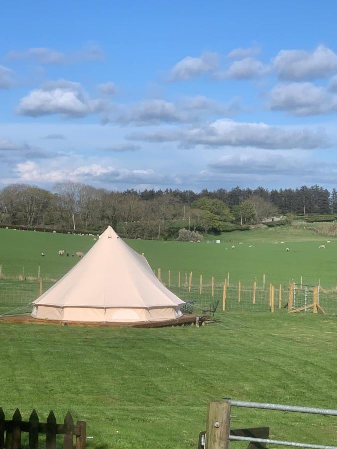 Roslin Glamping Hotel ภายนอก รูปภาพ