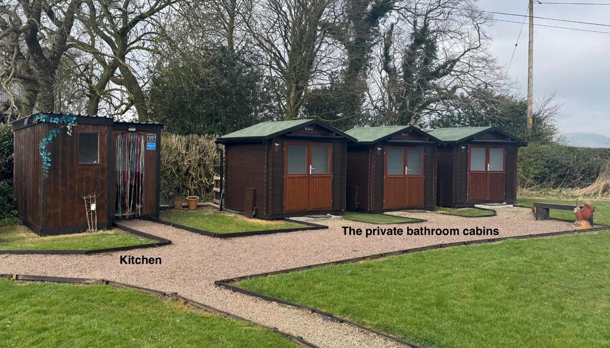 Roslin Glamping Hotel ภายนอก รูปภาพ